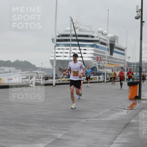 13.09.2026 - Kiel Lauf Andreas Tolksdorf http://msf.ph/oto/10411170 13.09.2026 11:44:08 Kiellinie 4, 5352, 3 meine-sportfotos.de