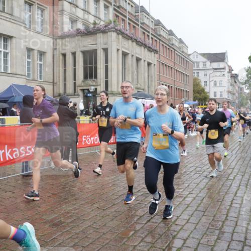 13.09.2026 - Kiel Lauf Yannick Fuchs http://msf.ph/oto/10411207 13.09.2026 10:42:13 Ziel 150, 239, 294, 1328, 2665, 2819, 2972, 3254, 3367, 4399, 4475, 4513, 4604, 4919, 5155, 5669, 5802, 6020, 6175, 6236, 6587, 6677, 6678, 7051, 7475, 8034, 9420, 9595, 9635, 9712, 9920, 10452, 10465, 10877, 11175, 580, 698, 811, 1206, 1330, 1416, 1445, 1507, 1755, 2013, 2375, 2387, 2535, 2547, 2667, 2819, 2927, 3188, 3212, 3249, 3351, 3372, 3985, 4559, 4895, 4959, 5108, 5158, 5265, 5322, 5749, 6165, 6236, 6564, 6656, 6917, 6960, 757, 1638, 2224, 2314, 2507, 3821, 4451, 811 meine-sportfotos.de