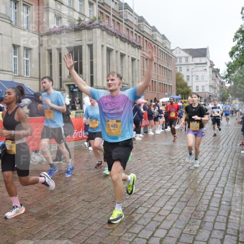 13.09.2026 - Kiel Lauf Yannick Fuchs http://msf.ph/oto/10411234 13.09.2026 10:42:15 Ziel 150, 239, 294, 1245, 1328, 2665, 2820, 2972, 3254, 3367, 4399, 4475, 4513, 4604, 4919, 5155, 5669, 5802, 6020, 6175, 6587, 6677, 6678, 7475, 8034, 9420, 9635, 9712, 10452, 10465, 11175, 580, 698, 811, 1206, 1330, 1416, 1445, 1507, 1755, 2013, 2375, 2387, 2535, 2547, 2667, 2819, 2927, 3188, 3212, 3249, 3351, 3372, 3985, 4559, 4604, 4895, 5158, 5265, 5322, 5749, 6165, 6175, 6236, 6564, 6656, 6917, 6960, 757, 1638, 2224, 2314, 2507, 3821, 4451, 811, 10960 meine-sportfotos.de