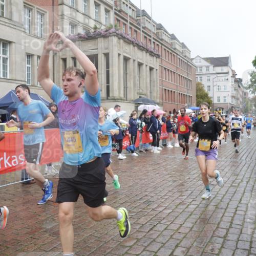 13.09.2026 - Kiel Lauf Yannick Fuchs http://msf.ph/oto/10411242 13.09.2026 10:42:15 Ziel 150, 239, 294, 1245, 1328, 2665, 2820, 2972, 3254, 3367, 4399, 4475, 4513, 4604, 4919, 5155, 5669, 5802, 6020, 6175, 6587, 6677, 6678, 7475, 8034, 9420, 9635, 9712, 10452, 10465, 11175, 580, 698, 811, 1206, 1330, 1416, 1445, 1507, 1755, 2013, 2375, 2387, 2535, 2547, 2667, 2819, 2927, 3188, 3212, 3249, 3351, 3372, 3985, 4559, 4604, 4895, 5158, 5265, 5322, 5749, 6165, 6175, 6236, 6564, 6656, 6917, 6960, 757, 1638, 2224, 2314, 2507, 3821, 4451, 811, 10960 meine-sportfotos.de