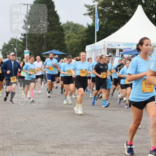 13.09.2026 - Kiel Lauf Andreas Tolksdorf http://msf.ph/oto/10411246 13.09.2026 10:01:59 Kiellinie 831, 1698, 4701, 9970, 10590, 5999, 3626 meine-sportfotos.de