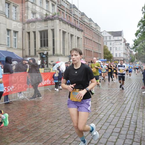 13.09.2026 - Kiel Lauf Yannick Fuchs http://msf.ph/oto/10411256 13.09.2026 10:42:16 Ziel 150, 239, 294, 1245, 1328, 2665, 2820, 2972, 3254, 3367, 4399, 4475, 4513, 4919, 5155, 5669, 5802, 6020, 6587, 6677, 6678, 7475, 8034, 9152, 9420, 9548, 9635, 9712, 10452, 10465, 11175, 150, 580, 698, 1206, 1330, 1416, 1445, 1507, 1755, 2013, 2375, 2535, 2547, 2667, 2819, 2927, 3188, 3212, 3249, 3351, 3372, 3985, 4399, 4559, 4604, 4895, 5158, 5265, 5322, 5669, 5749, 6165, 6175, 6236, 6564, 6656, 6917, 6960, 757, 1638, 2224, 2314, 2507, 3821, 4451, 811, 3351, 10960 meine-sportfotos.de
