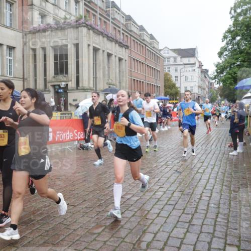 13.09.2026 - Kiel Lauf Yannick Fuchs http://msf.ph/oto/10411283 13.09.2026 10:42:19 Ziel 239, 294, 1245, 1328, 2224, 2314, 2820, 2972, 3254, 3367, 4919, 5155, 5802, 6020, 6677, 6678, 7299, 7475, 7586, 8034, 8304, 9135, 9152, 9420, 9548, 9635, 9712, 10465, 10625, 11148, 11175, 150, 580, 698, 1206, 1330, 1416, 1507, 1755, 2013, 2375, 2535, 2547, 2665, 2667, 2819, 2927, 3188, 3212, 3351, 3372, 3985, 4399, 4475, 4513, 4559, 4604, 4895, 5155, 5158, 5265, 5322, 5669, 5749, 6165, 6175, 6236, 6564, 6587, 6656, 6917, 6960, 757, 1638, 2507, 3821, 4451, 811, 3351, 10960 meine-sportfotos.de