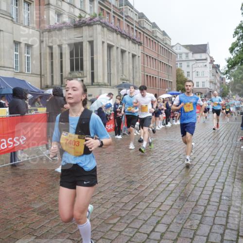 13.09.2026 - Kiel Lauf Yannick Fuchs http://msf.ph/oto/10411292 13.09.2026 10:42:19 Ziel 239, 294, 1245, 1328, 2224, 2314, 2820, 2972, 3254, 3367, 4919, 5155, 5802, 6020, 6677, 6678, 7299, 7475, 7586, 8034, 8304, 9135, 9152, 9420, 9548, 9635, 9712, 10465, 10625, 11148, 11175, 150, 580, 698, 1206, 1330, 1416, 1507, 1755, 2013, 2375, 2535, 2547, 2665, 2667, 2819, 2927, 3188, 3212, 3351, 3372, 3985, 4399, 4475, 4513, 4559, 4604, 4895, 5155, 5158, 5265, 5322, 5669, 5749, 6165, 6175, 6236, 6564, 6587, 6656, 6917, 6960, 757, 1638, 2507, 3821, 4451, 811, 3351, 10960 meine-sportfotos.de