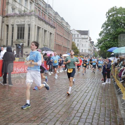 13.09.2026 - Kiel Lauf Yannick Fuchs http://msf.ph/oto/10411319 13.09.2026 10:42:24 Ziel 239, 1245, 1328, 1638, 2224, 2314, 2745, 2820, 3254, 3367, 4034, 4919, 5636, 5802, 5877, 6020, 6678, 7187, 7299, 7586, 8304, 8318, 9135, 9152, 9548, 9635, 9712, 10465, 10625, 10724, 11148, 11175, 12619, 150, 294, 580, 1206, 1330, 1416, 1755, 2013, 2375, 2535, 2547, 2665, 2667, 2819, 2972, 3188, 3212, 3372, 3985, 4399, 4475, 4513, 4559, 4604, 5155, 5265, 5322, 5669, 5749, 6175, 6236, 6587, 6656, 6677, 6678, 6917, 757, 2507, 3821, 4451, 3351, 10960 meine-sportfotos.de