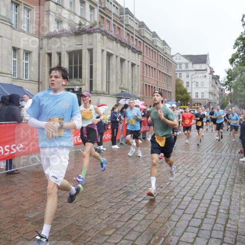 13.09.2026 - Kiel Lauf Yannick Fuchs http://msf.ph/oto/10411326 13.09.2026 10:42:24 Ziel 239, 1245, 1328, 1638, 2224, 2314, 2745, 2820, 3254, 3367, 4034, 4919, 5636, 5802, 5877, 6020, 6678, 7187, 7299, 7586, 8304, 8318, 9135, 9152, 9548, 9635, 9712, 10465, 10625, 10724, 11148, 11175, 12619, 150, 294, 580, 1206, 1330, 1416, 1755, 2013, 2375, 2535, 2547, 2665, 2667, 2819, 2972, 3188, 3212, 3372, 3985, 4399, 4475, 4513, 4559, 4604, 5155, 5265, 5322, 5669, 5749, 6175, 6236, 6587, 6656, 6677, 6678, 6917, 757, 2507, 3821, 4451, 3351, 10960 meine-sportfotos.de