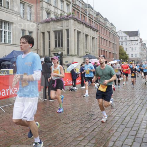 13.09.2026 - Kiel Lauf Yannick Fuchs http://msf.ph/oto/10411329 13.09.2026 10:42:24 Ziel 239, 1245, 1328, 1638, 2224, 2314, 2745, 2820, 3254, 3367, 4034, 4919, 5636, 5802, 5877, 6020, 6678, 7187, 7299, 7586, 8304, 8318, 9135, 9152, 9548, 9635, 9712, 10465, 10625, 10724, 11148, 11175, 12619, 150, 294, 580, 1206, 1330, 1416, 1755, 2013, 2375, 2535, 2547, 2665, 2667, 2819, 2972, 3188, 3212, 3372, 3985, 4399, 4475, 4513, 4559, 4604, 5155, 5265, 5322, 5669, 5749, 6175, 6236, 6587, 6656, 6677, 6678, 6917, 757, 2507, 3821, 4451, 3351, 10960 meine-sportfotos.de