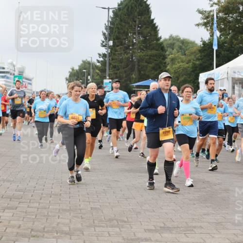13.09.2026 - Kiel Lauf Andreas Tolksdorf http://msf.ph/oto/10411331 13.09.2026 10:02:01 Kiellinie 6831, 1698, 9486, 4701 meine-sportfotos.de