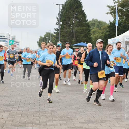 13.09.2026 - Kiel Lauf Andreas Tolksdorf http://msf.ph/oto/10411346 13.09.2026 10:02:01 Kiellinie 7132, 6821, 1698, 4701 meine-sportfotos.de
