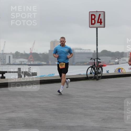 13.09.2026 - Kiel Lauf Andreas Tolksdorf http://msf.ph/oto/10411387 13.09.2026 11:44:19 Kiellinie 10283, 4, 263, 3147 meine-sportfotos.de