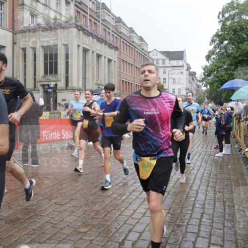 13.09.2026 - Kiel Lauf Yannick Fuchs http://msf.ph/oto/10411392 13.09.2026 10:42:30 Ziel 757, 1245, 1638, 2224, 2314, 2507, 2745, 3821, 4034, 4320, 4352, 4451, 5476, 5636, 5877, 6088, 6615, 7187, 7299, 7586, 8304, 8318, 8418, 8758, 8847, 9135, 9152, 9548, 10112, 10272, 10328, 10558, 10625, 10724, 11148, 11770, 12619, 150, 239, 294, 580, 1245, 1328, 1416, 1755, 2375, 2665, 2667, 2819, 2820, 2972, 3188, 3212, 3254, 3367, 3372, 3985, 4399, 4475, 4513, 4604, 4919, 5155, 5265, 5322, 5669, 5749, 5802, 6020, 6175, 6236, 6587, 6656, 6677, 6678, 3188, 5265 meine-sportfotos.de