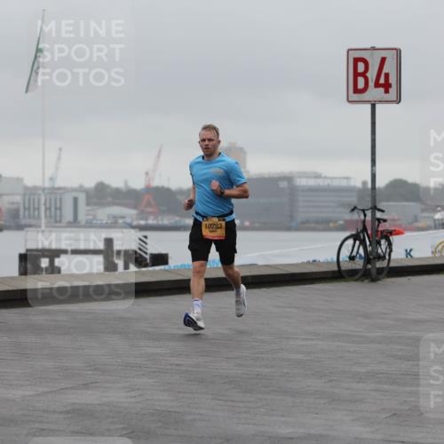 13.09.2026 - Kiel Lauf Andreas Tolksdorf http://msf.ph/oto/10411403 13.09.2026 11:44:19 Kiellinie 4, 10283, 263, 3147 meine-sportfotos.de