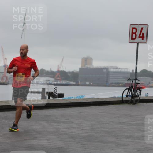 13.09.2026 - Kiel Lauf Andreas Tolksdorf http://msf.ph/oto/10411506 13.09.2026 11:44:30 Kiellinie 484, 2124, 4 meine-sportfotos.de