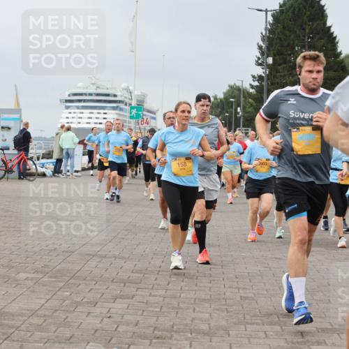 13.09.2026 - Kiel Lauf Andreas Tolksdorf http://msf.ph/oto/10411539 13.09.2026 10:02:06 Kiellinie 4, 158, 903, 6980, 6760 meine-sportfotos.de