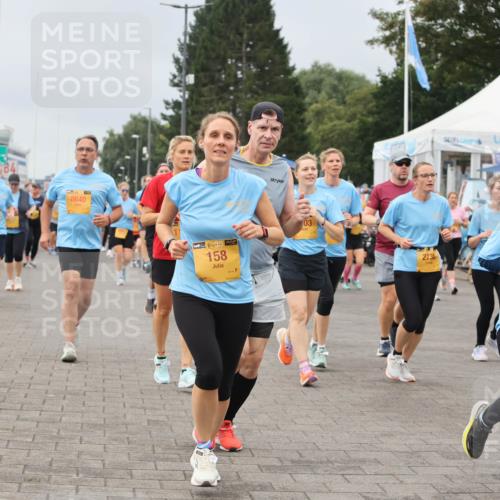 13.09.2026 - Kiel Lauf Andreas Tolksdorf http://msf.ph/oto/10411576 13.09.2026 10:02:07 Kiellinie 8640, 38, 158, 03, 273, 2394 meine-sportfotos.de