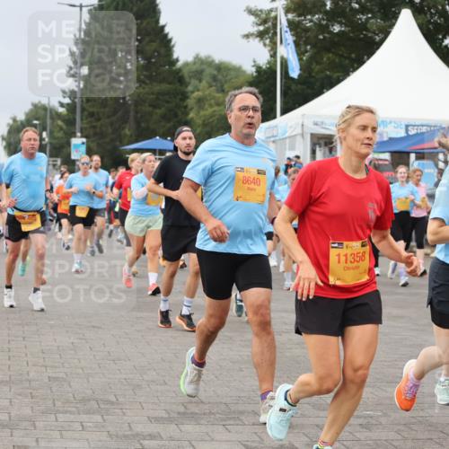 13.09.2026 - Kiel Lauf Andreas Tolksdorf http://msf.ph/oto/10411626 13.09.2026 10:02:09 Kiellinie 979, 8640, 42, 19, 38, 11358, 115 meine-sportfotos.de