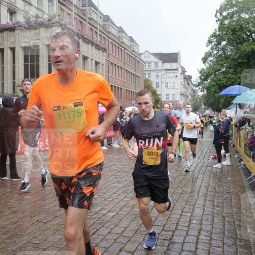 13.09.2026 - Kiel Lauf Yannick Fuchs http://msf.ph/oto/10411642 13.09.2026 10:42:49 Ziel 1680, 1975, 2239, 2273, 2999, 3036, 3260, 3584, 4120, 5450, 5814, 5911, 5933, 6129, 6136, 6147, 6320, 6567, 6839, 7014, 7422, 7657, 7685, 7692, 8635, 8759, 9341, 10485, 10667, 10711, 11164, 12155, 12208, 12825, 12827, 239, 757, 1245, 1328, 1638, 2224, 2314, 2507, 2745, 2820, 3254, 3367, 3474, 3821, 4034, 4320, 4352, 4451, 4919, 5476, 5636, 5802, 5877, 5952, 6020, 6088, 6196, 6615, 6678, 7187, 7299, 7586, 7685, 8304, 9152, 2427, 5437, 5155, 7475, 8034, 9420 meine-sportfotos.de