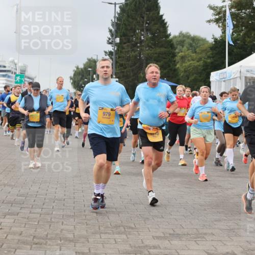 13.09.2026 - Kiel Lauf Andreas Tolksdorf http://msf.ph/oto/10411649 13.09.2026 10:02:10 Kiellinie 979, 12408, 38, 1185, 12133 meine-sportfotos.de