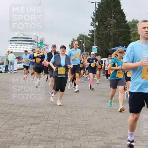 13.09.2026 - Kiel Lauf Andreas Tolksdorf http://msf.ph/oto/10411684 13.09.2026 10:02:11 Kiellinie 84, 12133, 11332, 606, 1, 39, 979 meine-sportfotos.de
