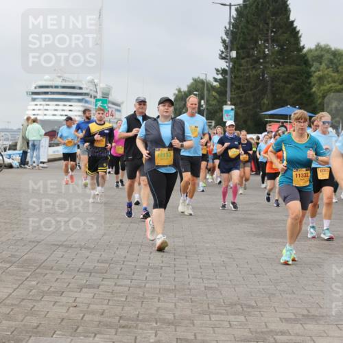 13.09.2026 - Kiel Lauf Andreas Tolksdorf http://msf.ph/oto/10411694 13.09.2026 10:02:12 Kiellinie 0375, 84, 12133, 11332, 6063, 979 meine-sportfotos.de