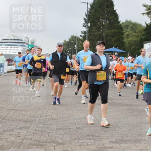 13.09.2026 - Kiel Lauf Andreas Tolksdorf http://msf.ph/oto/10411726 13.09.2026 10:02:13 Kiellinie 4375, 12133, 6375, 11332 meine-sportfotos.de
