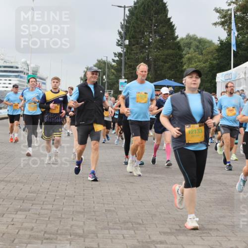13.09.2026 - Kiel Lauf Andreas Tolksdorf http://msf.ph/oto/10411747 13.09.2026 10:02:13 Kiellinie 84, 75, 12237, 12133, 7945, 6063, 11332 meine-sportfotos.de
