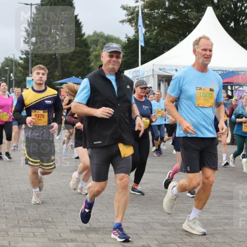 13.09.2026 - Kiel Lauf Andreas Tolksdorf http://msf.ph/oto/10411804 13.09.2026 10:02:15 Kiellinie 12262, 7174, 39, 5375, 39, 12237, 12067, 7945 meine-sportfotos.de