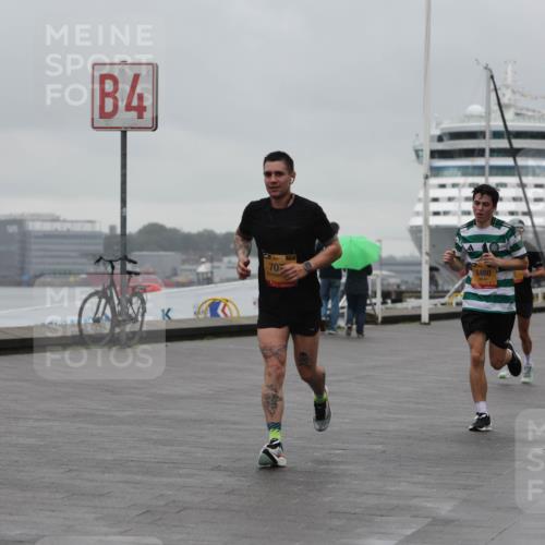 13.09.2026 - Kiel Lauf Andreas Tolksdorf http://msf.ph/oto/10411866 13.09.2026 11:45:06 Kiellinie 4, 70, 8460, 3 meine-sportfotos.de