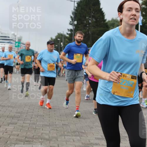 13.09.2026 - Kiel Lauf Andreas Tolksdorf http://msf.ph/oto/10411868 13.09.2026 10:02:17 Kiellinie 9069, 5927, 4, 48, 2262 meine-sportfotos.de