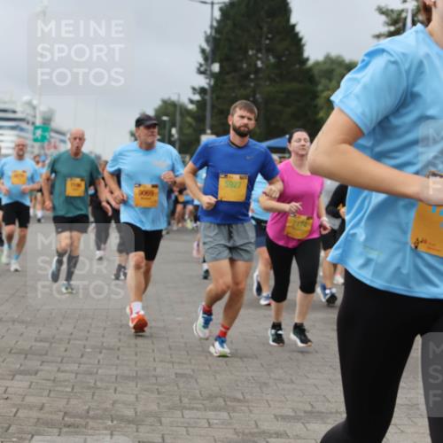 13.09.2026 - Kiel Lauf Andreas Tolksdorf http://msf.ph/oto/10411875 13.09.2026 10:02:18 Kiellinie 5927, 7174 meine-sportfotos.de