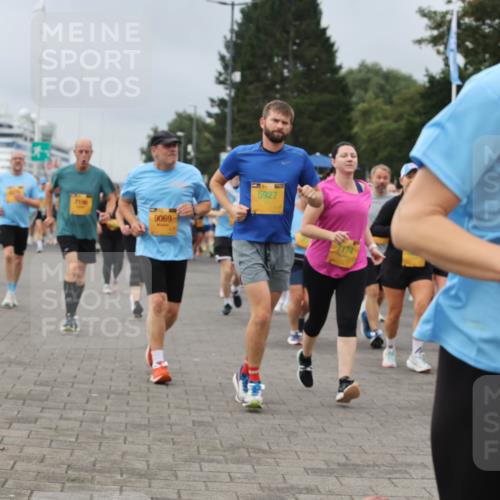 13.09.2026 - Kiel Lauf Andreas Tolksdorf http://msf.ph/oto/10411878 13.09.2026 10:02:18 Kiellinie 7196, 9069, 5927 meine-sportfotos.de
