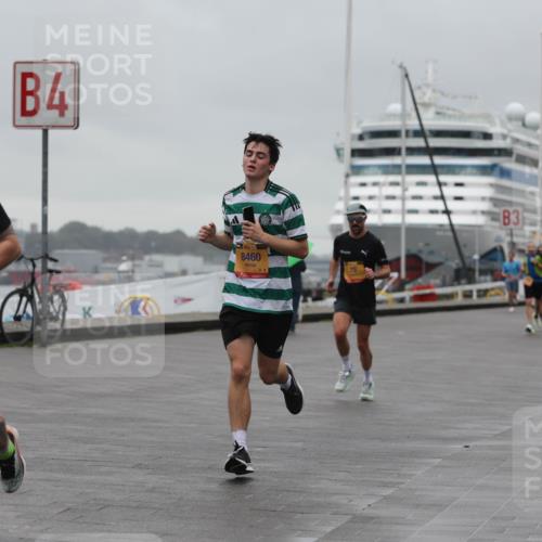 13.09.2026 - Kiel Lauf Andreas Tolksdorf http://msf.ph/oto/10411910 13.09.2026 11:45:07 Kiellinie 4, 1, 39, 707, 8460, 3 meine-sportfotos.de