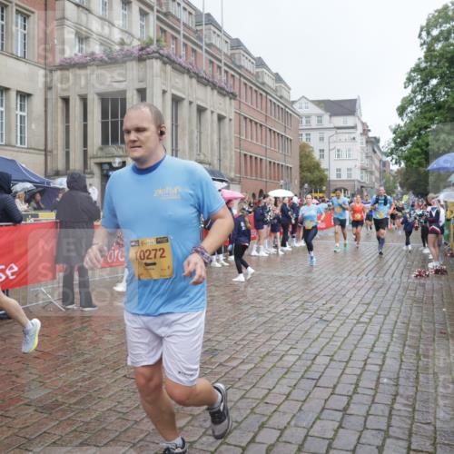 13.09.2026 - Kiel Lauf Yannick Fuchs http://msf.ph/oto/10411913 13.09.2026 10:43:07 Ziel 610, 1290, 1931, 2376, 2427, 2481, 2502, 2627, 2633, 2954, 3248, 3572, 3976, 4825, 5298, 5414, 5437, 6121, 6139, 6179, 6439, 6713, 7555, 9483, 9627, 9632, 10812, 11146, 11344, 11726, 11971, 11984, 12165, 12187, 12480, 12824, 1680, 1975, 2239, 2273, 2507, 2999, 3036, 3260, 3474, 3572, 3584, 3821, 4120, 4451, 5450, 5476, 5814, 5911, 5933, 5952, 6129, 6136, 6147, 6196, 6320, 6567, 6615, 6839, 7014, 7685, 7692, 485, 681, 1178, 2131, 2887 meine-sportfotos.de
