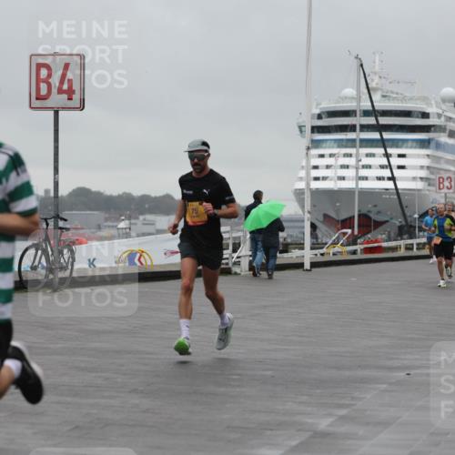 13.09.2026 - Kiel Lauf Andreas Tolksdorf http://msf.ph/oto/10411940 13.09.2026 11:45:09 Kiellinie 4, 1460, 75, 3, 1 meine-sportfotos.de