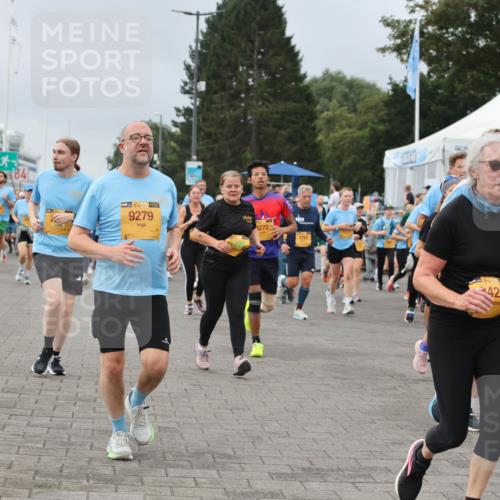 13.09.2026 - Kiel Lauf Andreas Tolksdorf http://msf.ph/oto/10412031 13.09.2026 10:02:22 Kiellinie 84, 9279, 3275, 7757, 1, 38, 426, 6061 meine-sportfotos.de