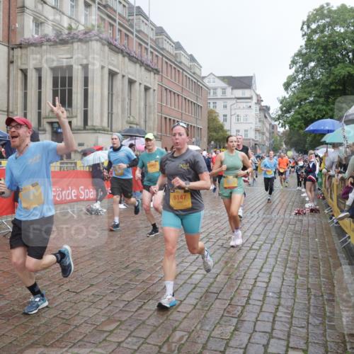 13.09.2026 - Kiel Lauf Yannick Fuchs http://msf.ph/oto/10412042 13.09.2026 10:43:16 Ziel 245, 485, 534, 610, 1069, 1121, 1178, 2131, 2376, 2633, 2887, 2954, 3169, 3911, 3976, 4124, 5070, 5414, 5679, 6139, 6231, 6439, 6492, 6655, 6713, 7262, 8038, 8511, 8825, 9632, 10812, 10955, 11010, 11162, 11566, 11635, 11971, 12040, 12165, 12824, 1290, 1680, 1931, 1975, 2239, 2273, 2427, 2481, 2502, 2627, 2999, 3248, 3260, 3572, 3584, 4120, 4825, 5298, 5437, 5450, 5814, 5911, 5933, 6121, 6129, 6136, 6147, 6320, 6567, 6839, 7692, 681 meine-sportfotos.de