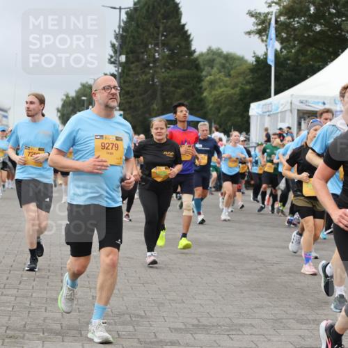 13.09.2026 - Kiel Lauf Andreas Tolksdorf http://msf.ph/oto/10412045 13.09.2026 10:02:22 Kiellinie 720, 9279, 138, 6426 meine-sportfotos.de