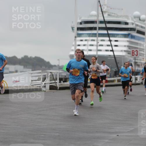 13.09.2026 - Kiel Lauf Andreas Tolksdorf http://msf.ph/oto/10412068 13.09.2026 11:45:20 Kiellinie 34, 6082, 1915, 3, 11803, 011 meine-sportfotos.de