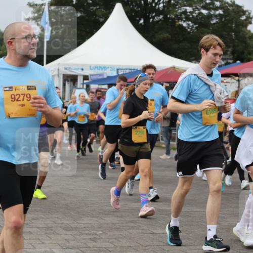 13.09.2026 - Kiel Lauf Andreas Tolksdorf http://msf.ph/oto/10412070 13.09.2026 10:02:23 Kiellinie 9279, 2798, 48, 6185, 38, 6061 meine-sportfotos.de