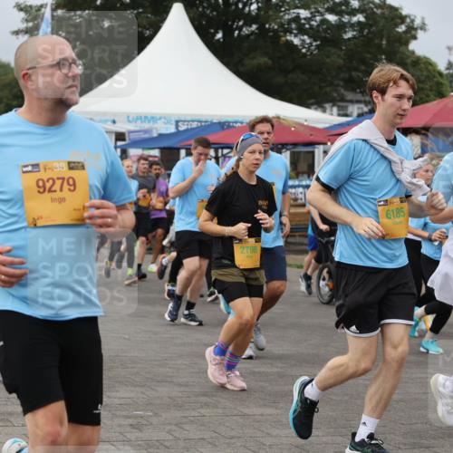 13.09.2026 - Kiel Lauf Andreas Tolksdorf http://msf.ph/oto/10412079 13.09.2026 10:02:23 Kiellinie 9279, 2798, 6185, 6061 meine-sportfotos.de