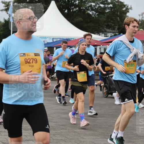 13.09.2026 - Kiel Lauf Andreas Tolksdorf http://msf.ph/oto/10412083 13.09.2026 10:02:24 Kiellinie 8500, 39, 9279, 39, 2798, 48, 6185, 1, 38, 6061 meine-sportfotos.de