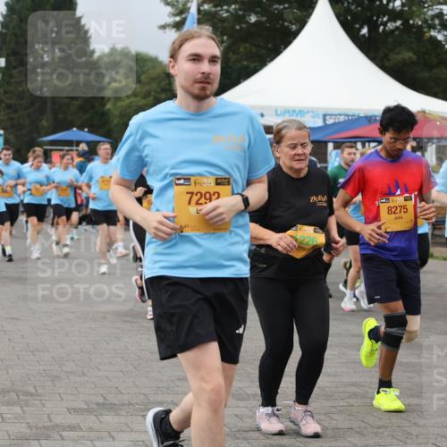 13.09.2026 - Kiel Lauf Andreas Tolksdorf http://msf.ph/oto/10412095 13.09.2026 10:02:24 Kiellinie 7292, 8275, 38 meine-sportfotos.de