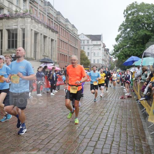 13.09.2026 - Kiel Lauf Yannick Fuchs http://msf.ph/oto/10412110 13.09.2026 10:43:21 Ziel 245, 485, 534, 610, 681, 1069, 1121, 1178, 1500, 1780, 2119, 2131, 2633, 2680, 2800, 2887, 2954, 3132, 3169, 3911, 4124, 4218, 4282, 4690, 4718, 5070, 5222, 5679, 5715, 6231, 6422, 6492, 6536, 6655, 6713, 7199, 7262, 8038, 8488, 8511, 8825, 8959, 10173, 10450, 10955, 11010, 11162, 11566, 11635, 12040, 12342, 1290, 1931, 2376, 2427, 2481, 2502, 2627, 2633, 2954, 2999, 3248, 3260, 3572, 3584, 3976, 4120, 4825, 5298, 5414, 5437, 5814, 6121, 6129, 6136, 6139, 7692 meine-sportfotos.de