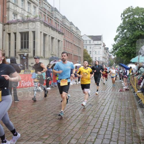 13.09.2026 - Kiel Lauf Yannick Fuchs http://msf.ph/oto/10412135 13.09.2026 10:43:22 Ziel 245, 485, 534, 610, 681, 1069, 1121, 1178, 1500, 1780, 2119, 2131, 2680, 2800, 2887, 3132, 3169, 3911, 4124, 4218, 4282, 4690, 4718, 5070, 5222, 5679, 5715, 5848, 6079, 6231, 6422, 6492, 6536, 6655, 6713, 7199, 7262, 8038, 8488, 8511, 8825, 8959, 10173, 10450, 10955, 11010, 11162, 11566, 11635, 12040, 12342, 610, 1290, 1931, 2376, 2427, 2481, 2502, 2627, 2633, 2954, 2999, 3248, 3260, 3572, 3584, 3976, 4120, 4825, 5298, 5414, 5437, 5814, 6121, 6129, 6136, 6139 meine-sportfotos.de