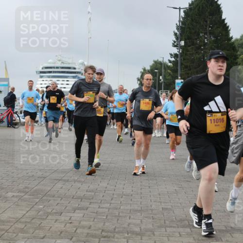 13.09.2026 - Kiel Lauf Andreas Tolksdorf http://msf.ph/oto/10412160 13.09.2026 10:02:29 Kiellinie 7467, 11988, 337, 1486, 5, 39, 11016, 3910 meine-sportfotos.de
