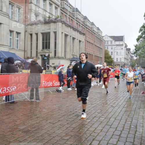 13.09.2026 - Kiel Lauf Yannick Fuchs http://msf.ph/oto/10412166 13.09.2026 10:43:24 Ziel 245, 485, 534, 681, 1069, 1178, 1500, 1720, 1780, 2119, 2131, 2680, 2800, 2887, 3132, 3911, 4124, 4218, 4282, 4690, 4718, 5222, 5679, 5715, 5848, 6079, 6231, 6422, 6492, 6536, 6655, 7199, 7262, 8038, 8488, 8511, 8825, 8952, 8959, 10173, 10450, 11010, 11162, 11566, 11635, 12040, 12342, 12544, 12779, 245, 610, 1121, 1290, 1931, 2376, 2427, 2481, 2502, 2627, 2633, 2954, 2999, 3169, 3248, 3260, 3572, 3976, 4120, 4825, 5070, 5298, 5414, 5437, 5814, 6121, 6129, 6136, 6139, 6492 meine-sportfotos.de