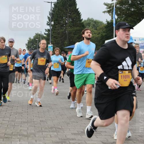13.09.2026 - Kiel Lauf Andreas Tolksdorf http://msf.ph/oto/10412167 13.09.2026 10:02:30 Kiellinie 11988, 37, 1, 1486, 1531, 605, 11016, 4485, 5406, 69 meine-sportfotos.de