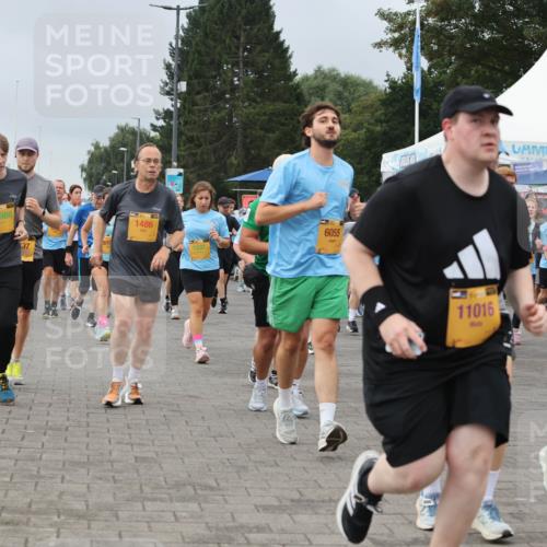 13.09.2026 - Kiel Lauf Andreas Tolksdorf http://msf.ph/oto/10412168 13.09.2026 10:02:30 Kiellinie 11988, 818, 37, 1486, 1531, 6055, 11016, 5406, 9 meine-sportfotos.de