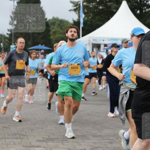 13.09.2026 - Kiel Lauf Andreas Tolksdorf http://msf.ph/oto/10412178 13.09.2026 10:02:30 Kiellinie 11988, 1486, 6055 meine-sportfotos.de