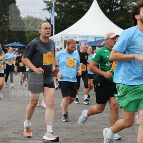 13.09.2026 - Kiel Lauf Andreas Tolksdorf http://msf.ph/oto/10412198 13.09.2026 10:02:31 Kiellinie 38, 11988, 8188, 1486, 11, 1036, 6800, 6055, 794 meine-sportfotos.de
